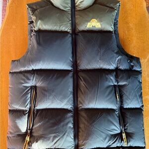 Eastern mountain sports puffer vest